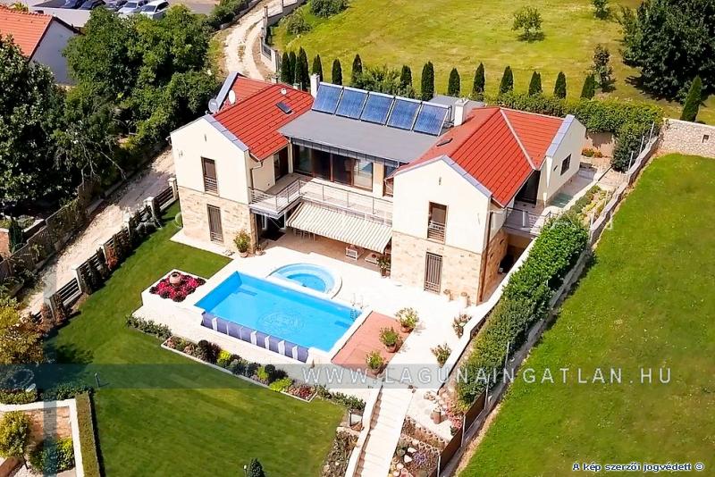 Balaton, Keszthely, panorámás luxusvilla eladó Laguna Ingatlanközpont